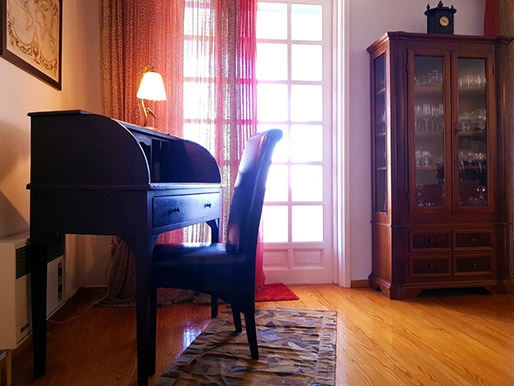 Βίλα μπροστά στη θάλασσα 8 ατόμων στη Ραφήνα